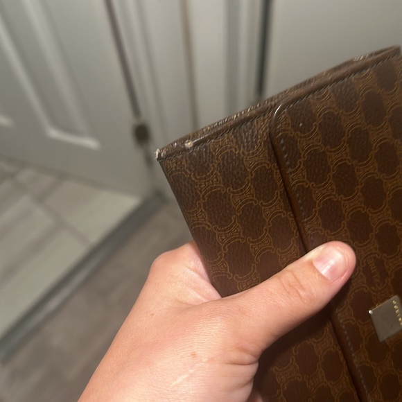 Celine Trifold Wallet w/ Unbranded Chain - Picture 13 of 15